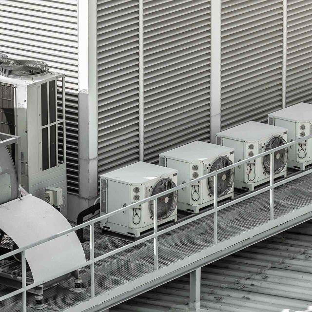 https://heizungstechnik-duisburg.de/wp-content/uploads/2018/09/gallery_projects_06-640x640.jpg